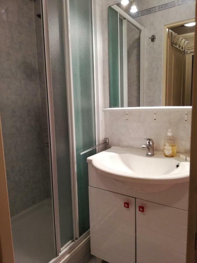 Appartement Le Cernuschi Rdc Menton Bagian luar foto